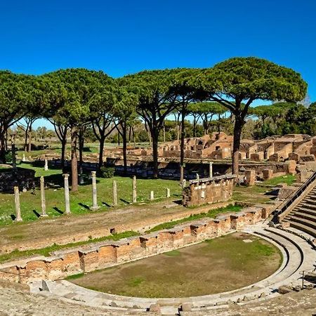 Attico Sul Mediterraneo Lido di Ostia Bagian luar foto